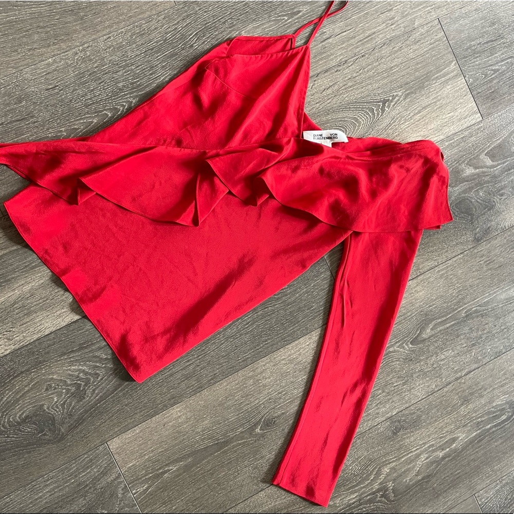 Silk red DVF top